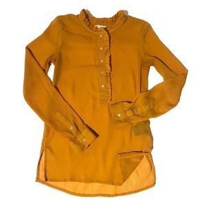 H&M gorgeous ruffled half button chiffon/crepe blouse in marigold/mustard. Sz XS
